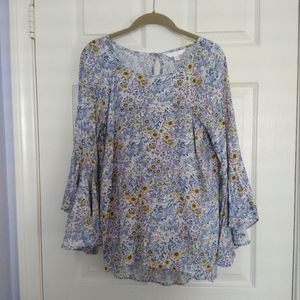 Feminine Boho Floral Bell Sleeve Top